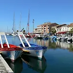évasion-meublé De Tourisme 3 étoiles -résidence Les Logis De Béziers-garage Optionnel-cœur De Ville-plages à 16km ! Apartamento